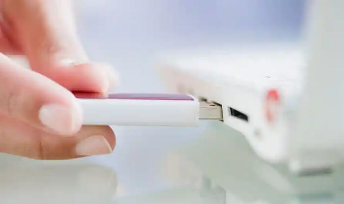 desconecte e reconecte os periféricos do sistema